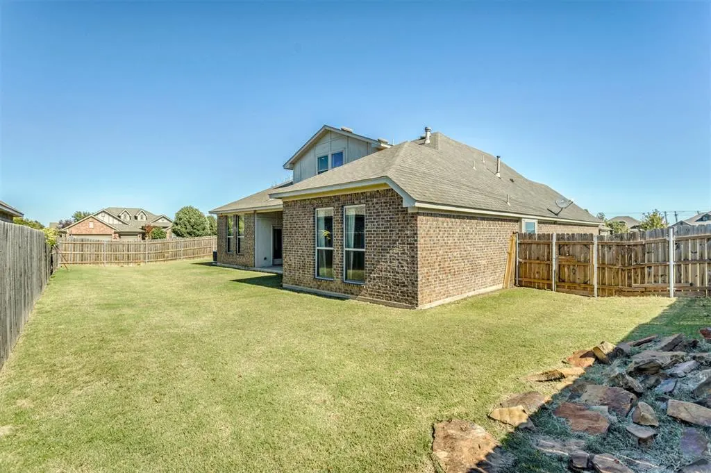 Photo 38 — 4201 Lorings Circle, Norman, OK 73072