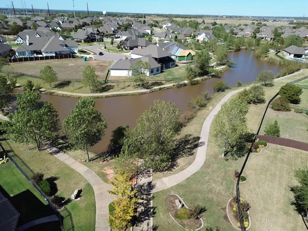 Photo 40 — 4201 Lorings Circle, Norman, OK 73072