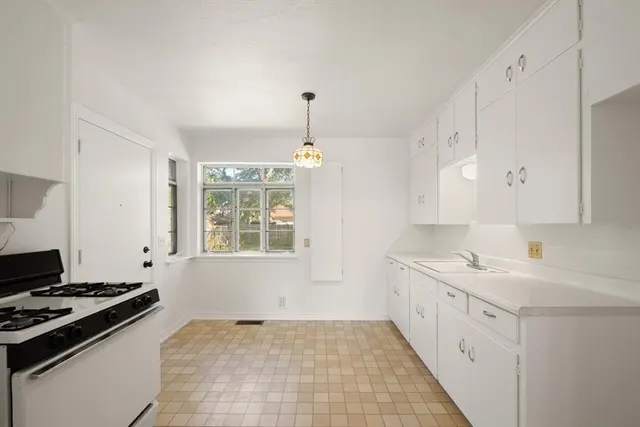 Photo 5 — 4321 NW 17th Street, Oklahoma City, OK 73107