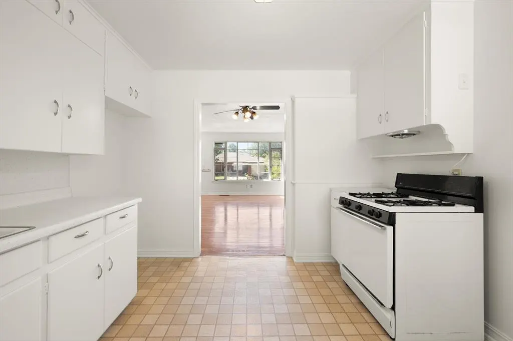 Photo 6 — 4321 NW 17th Street, Oklahoma City, OK 73107