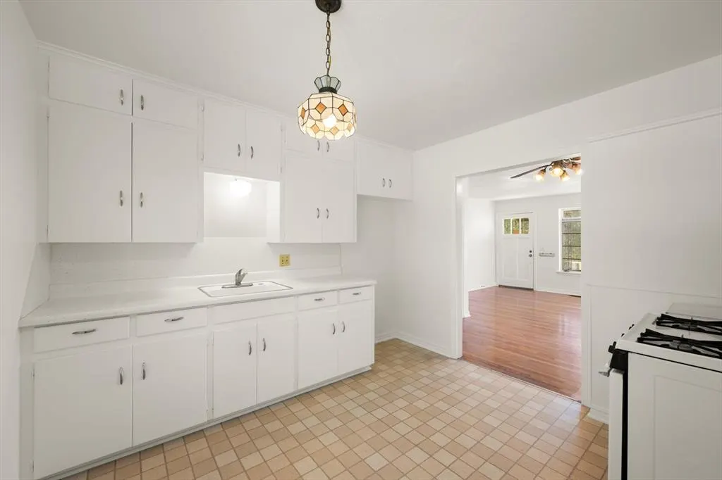 Photo 7 — 4321 NW 17th Street, Oklahoma City, OK 73107