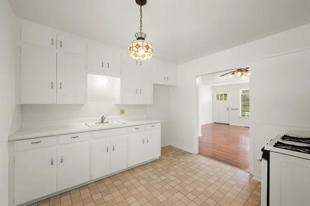 Photo 7 — 4321 NW 17th Street, Oklahoma City, OK 73107