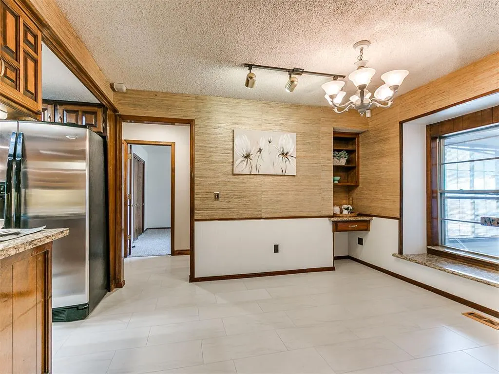 Photo 14 — 11913 Sylvester Drive, Oklahoma City, OK 73162