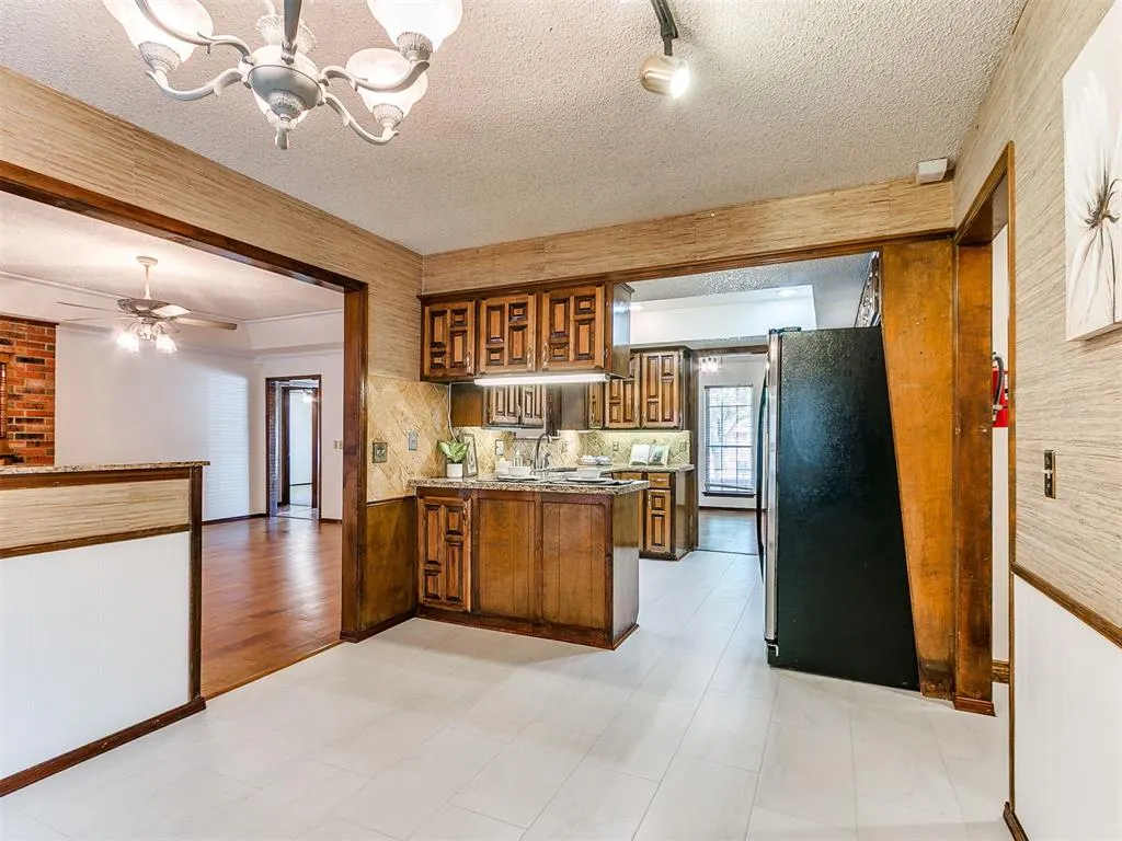 Photo 17 — 11913 Sylvester Drive, Oklahoma City, OK 73162