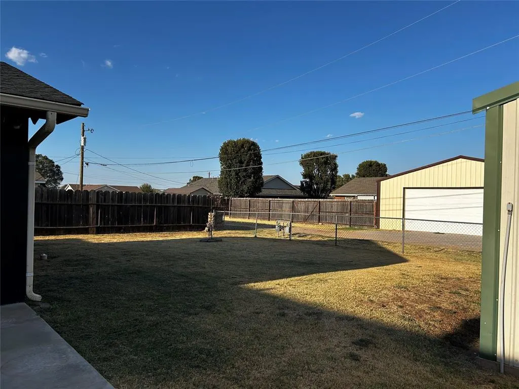 Photo 23 — 212 Vona Street, Fairview, OK 73737