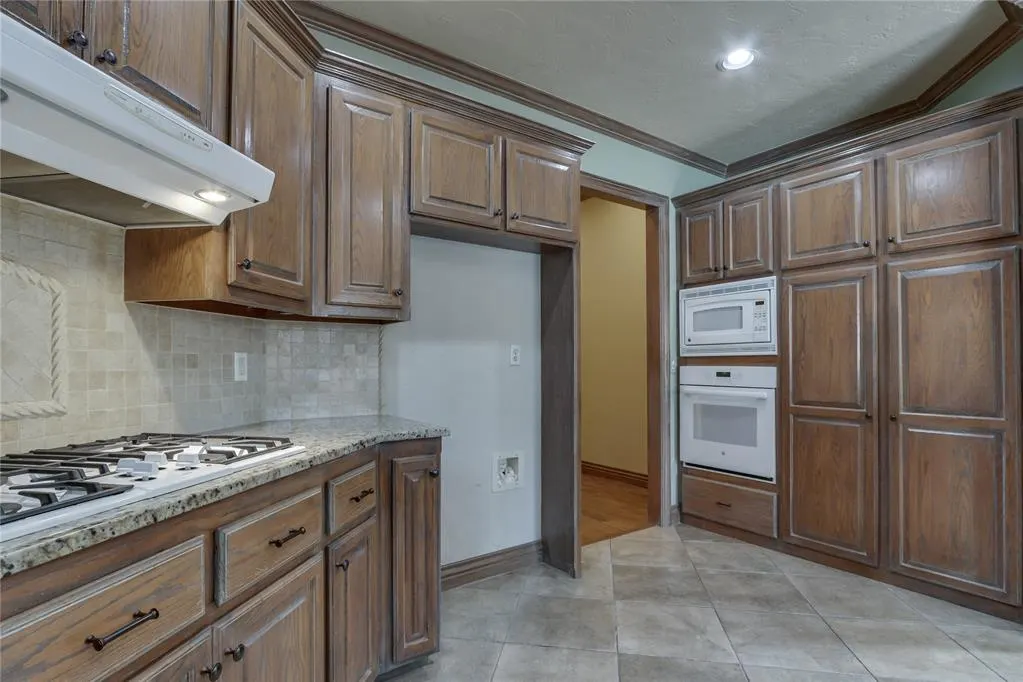 Photo 14 — 3020 SW 130th Street, Oklahoma City, OK 73170