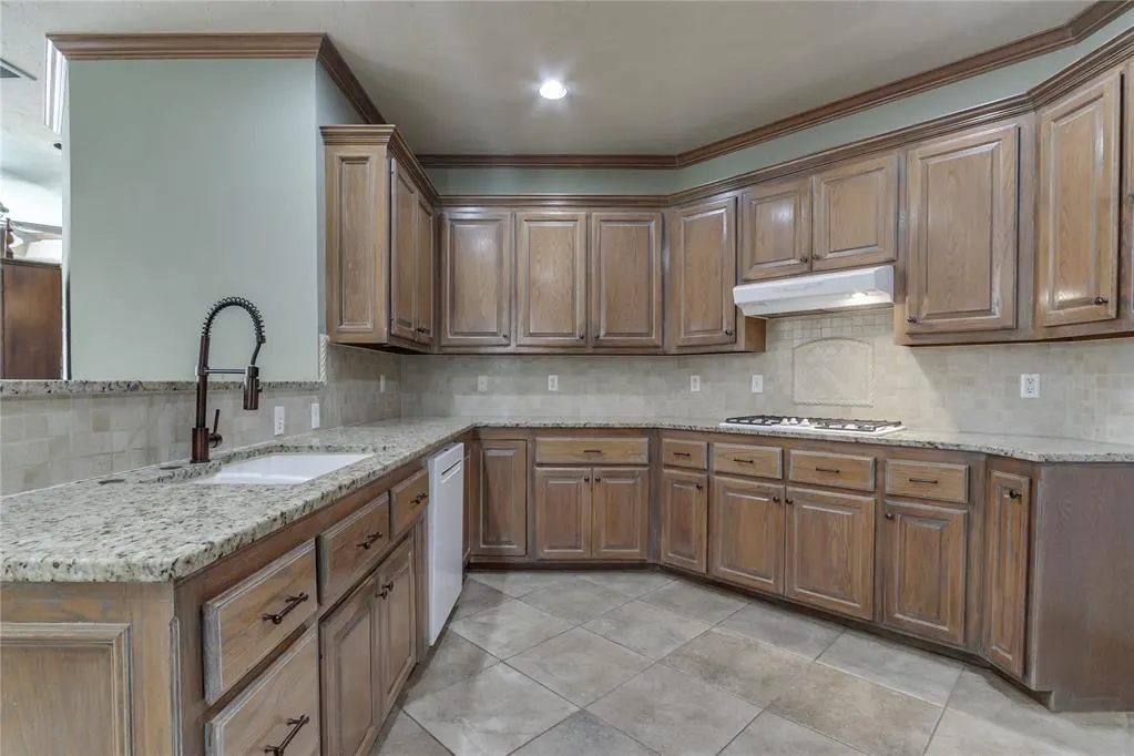 Photo 16 — 3020 SW 130th Street, Oklahoma City, OK 73170