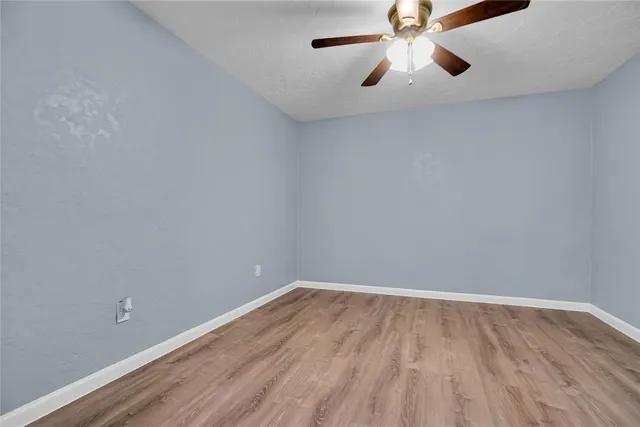 Photo 6 — 512 N Randlett Street, Hobart, OK 73651