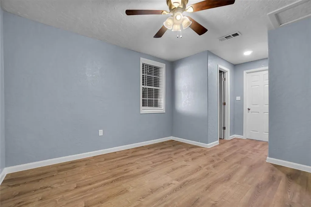 Photo 7 — 512 N Randlett Street, Hobart, OK 73651
