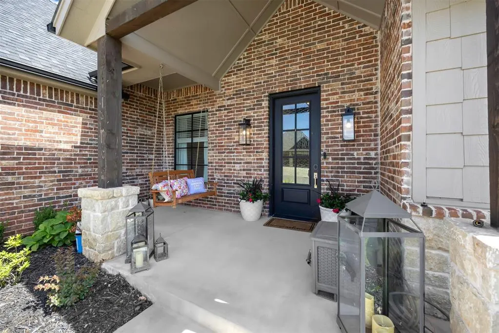 Photo 4 — 705 Maple Hill Road, Norman, OK 73069