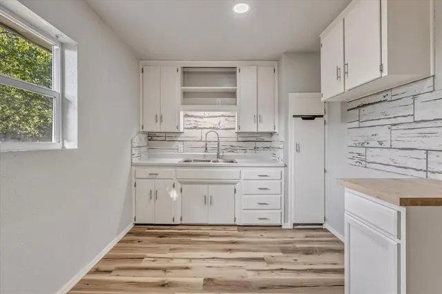Photo 6 — 1113 S Locust Drive, Midwest City, OK 73110