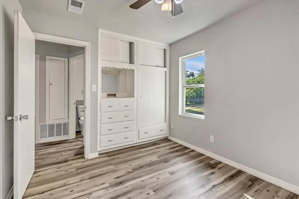 Photo 9 — 1113 S Locust Drive, Midwest City, OK 73110