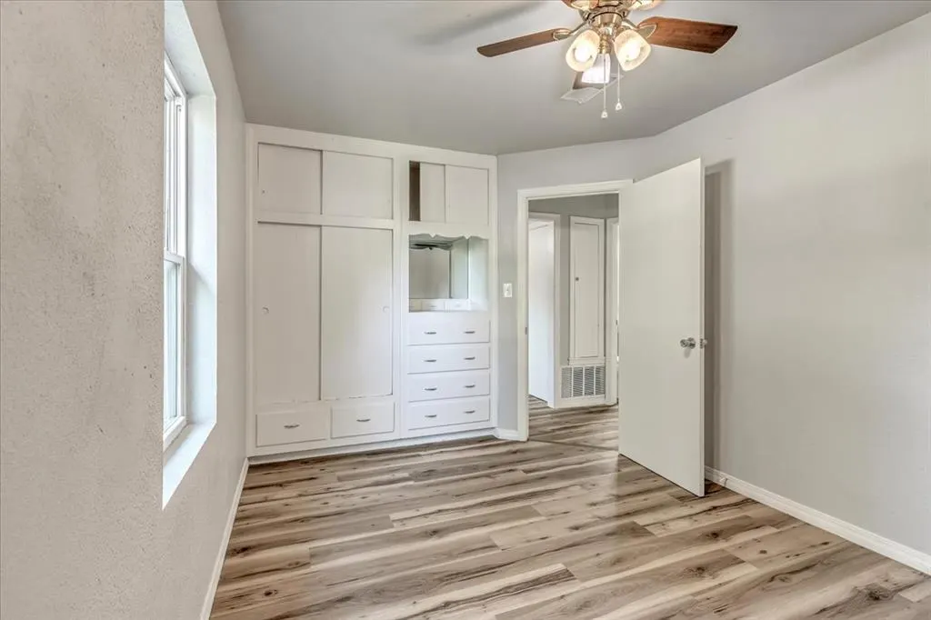 Photo 12 — 1113 S Locust Drive, Midwest City, OK 73110