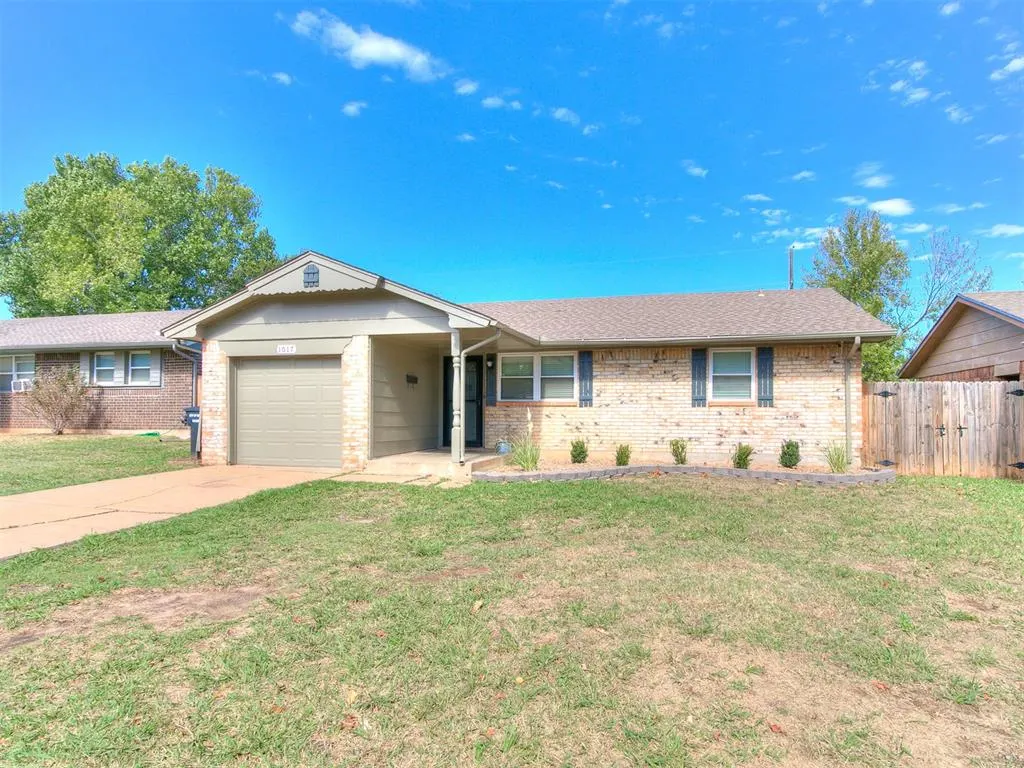 Front exterior — 1017 NW 28th Street, Moore, OK 73160