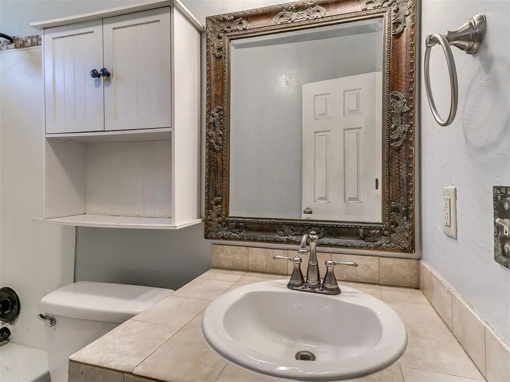 Photo 25 — 1017 NW 28th Street, Moore, OK 73160
