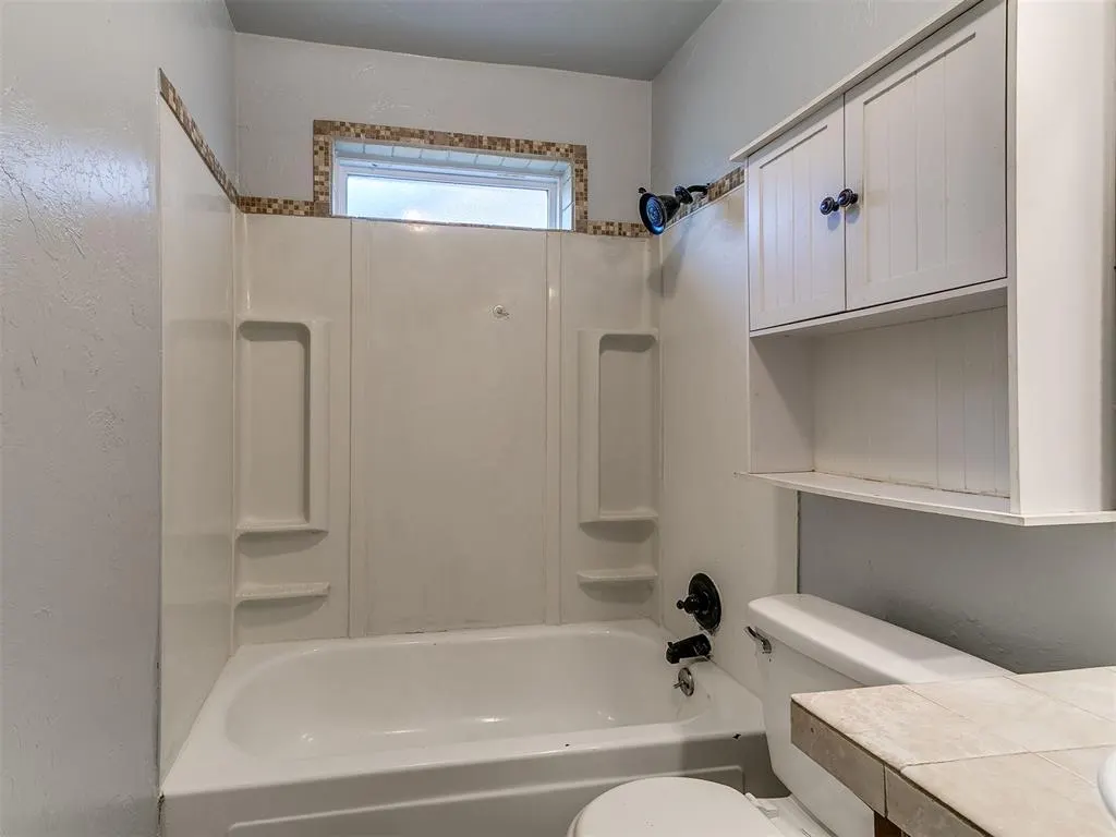 Photo 26 — 1017 NW 28th Street, Moore, OK 73160