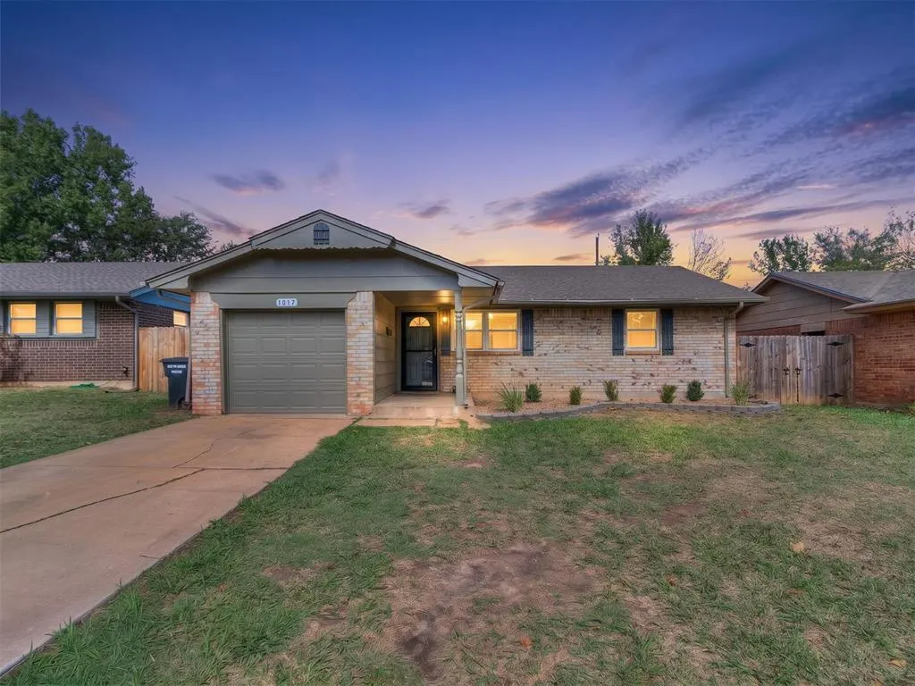 Photo 32 — 1017 NW 28th Street, Moore, OK 73160