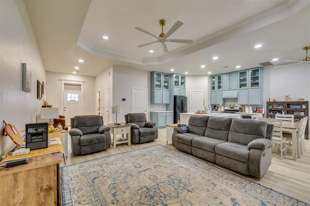 Photo 9 — 11717 SW 22nd Terrace, Yukon, OK 73099