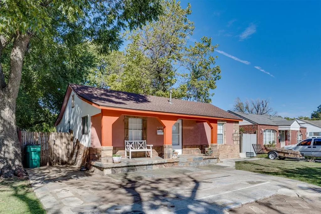 Photo 2 — 3009 SW 25th Street, Oklahoma City, OK 73108