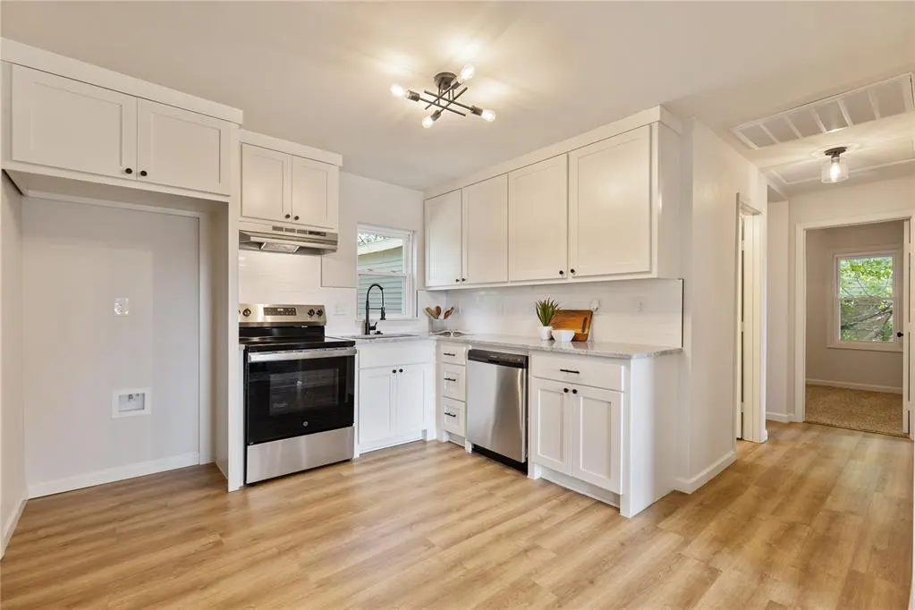 Photo 9 — 12717 NE 36th Street, Spencer, OK 73084