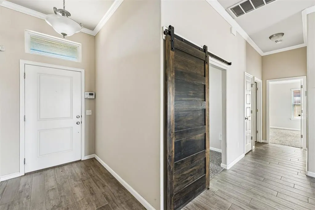 Photo 5 — 3911 Wiltshire Drive, Norman, OK 73026