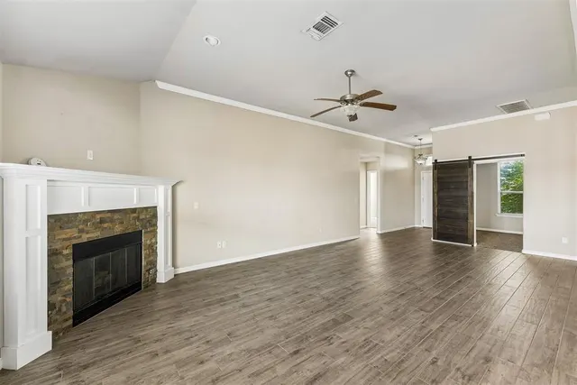 Photo 8 — 3911 Wiltshire Drive, Norman, OK 73026