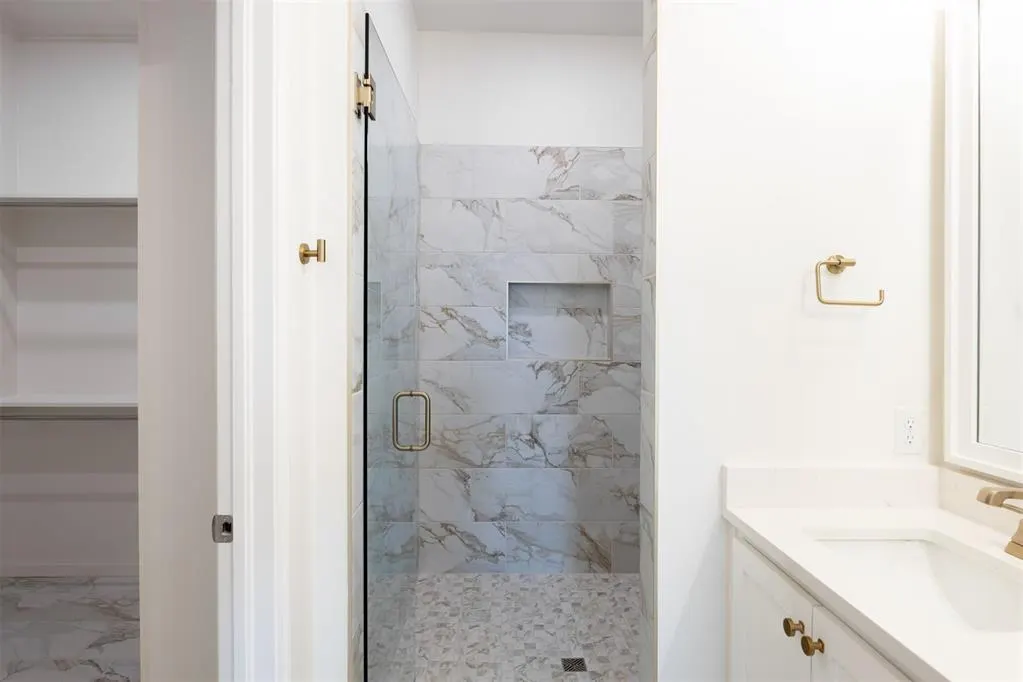 Photo 21 — 16025 Catalonia Place, Oklahoma City, OK 73170
