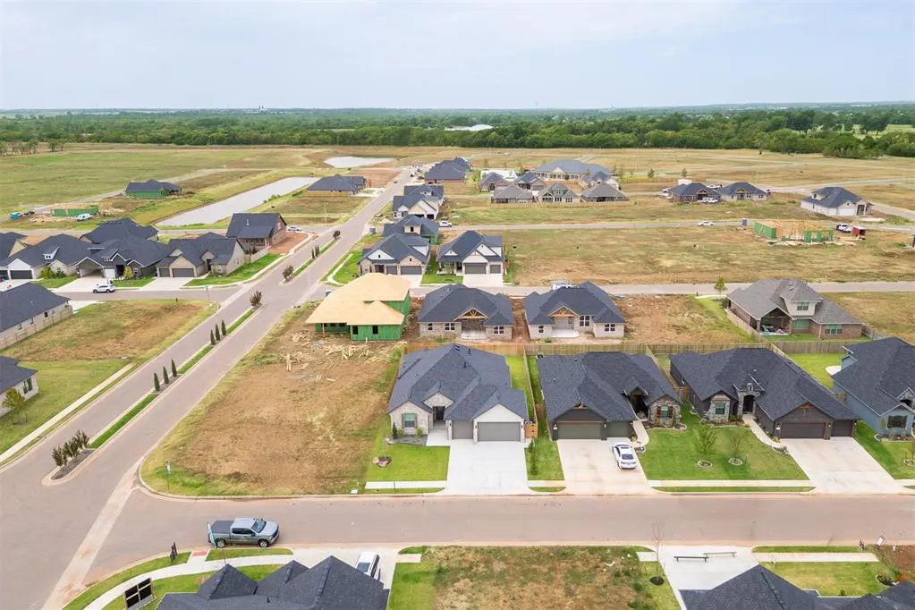 Photo 44 — 16025 Catalonia Place, Oklahoma City, OK 73170