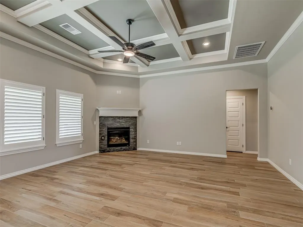 Photo 7 — 3404 Broadmoore Drive, Moore, OK 73160