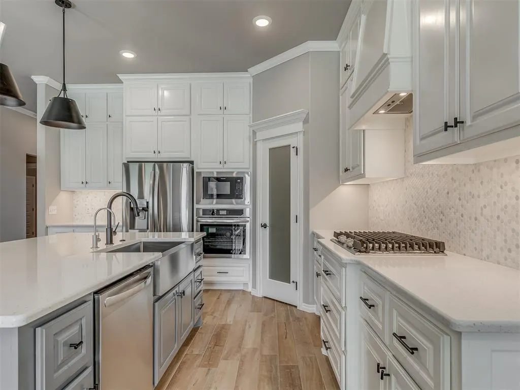 Photo 13 — 3404 Broadmoore Drive, Moore, OK 73160