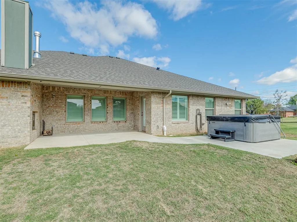 Photo 39 — 3404 Broadmoore Drive, Moore, OK 73160