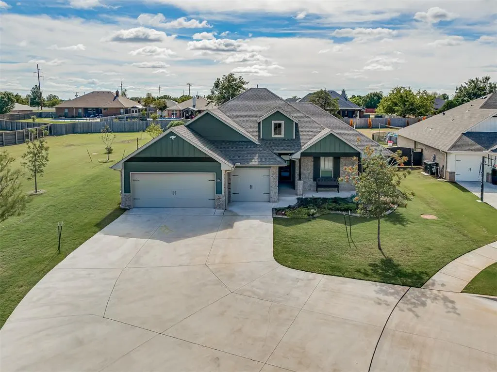 Photo 44 — 3404 Broadmoore Drive, Moore, OK 73160