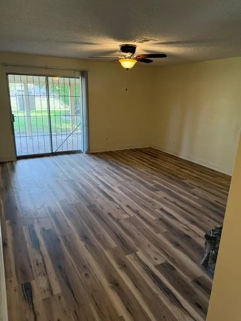 Photo 3 — 1127 E Katy Drive, Altus, OK 73521