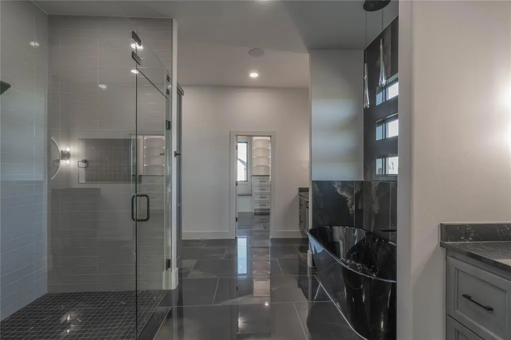 Photo 24 — 7422 Dutton Drive, Norman, OK 73072