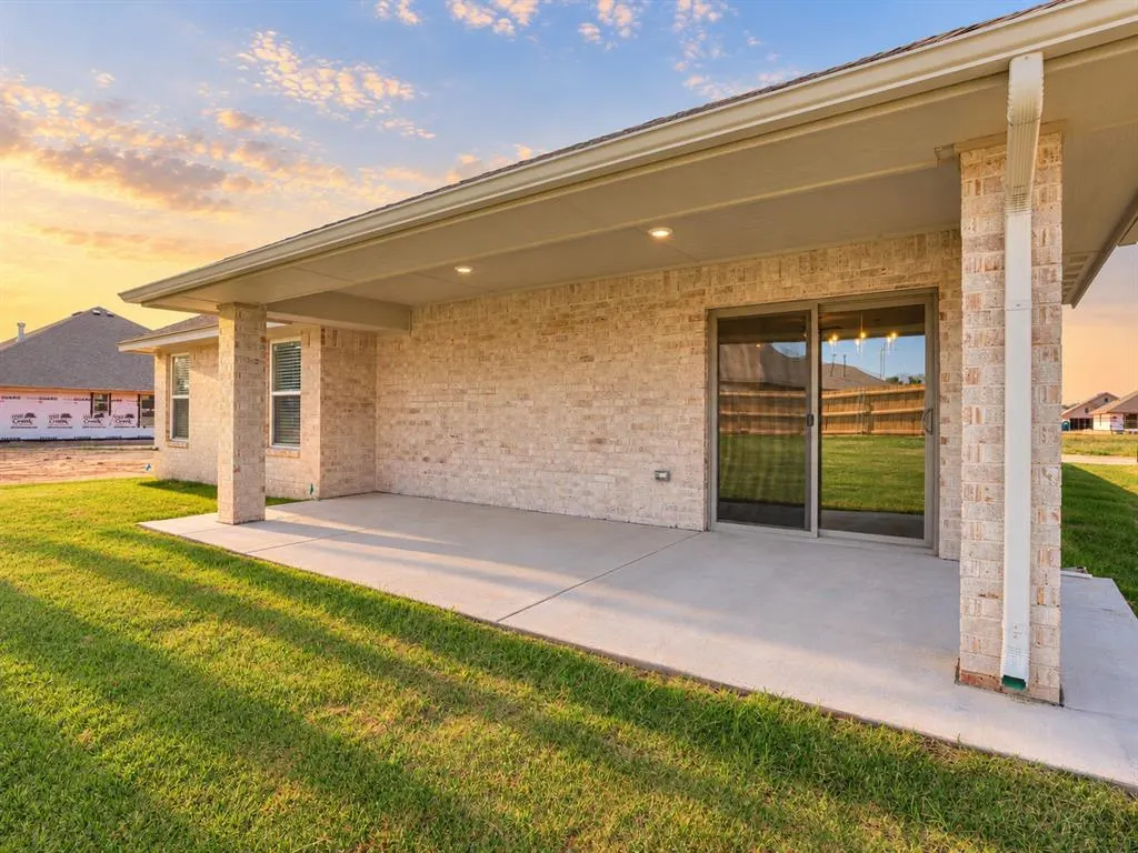 Photo 34 — 7700 Three Woods Lane, Yukon, OK 73099