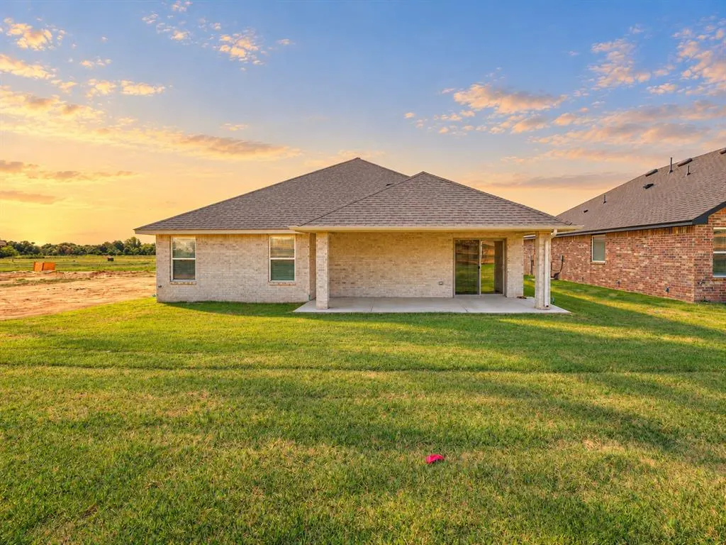 Photo 36 — 7700 Three Woods Lane, Yukon, OK 73099