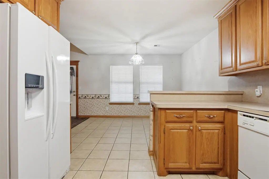 Photo 14 — 720 Parkwoods Drive, Noble, OK 73068