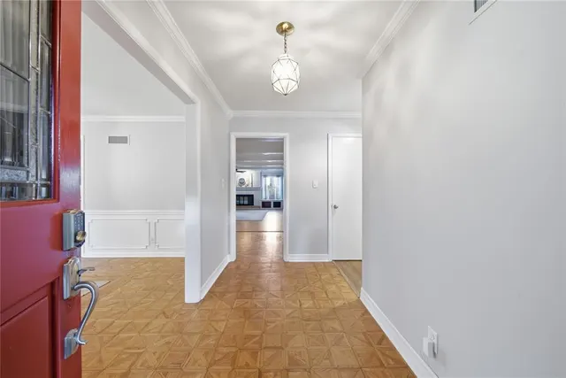 Photo 4 — 4231 S Columbia Place, Tulsa, OK 74105