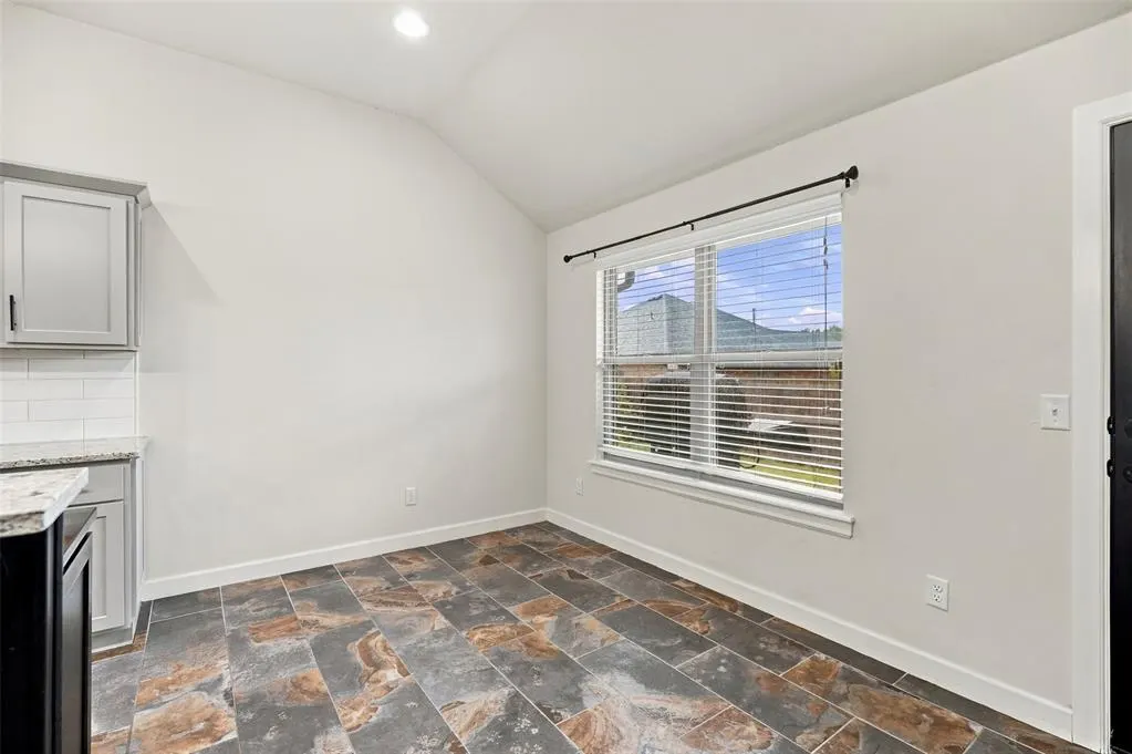 Photo 10 — 2106 Whispering Pine Boulevard, Shawnee, OK 74804