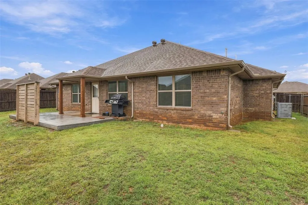 Photo 25 — 2106 Whispering Pine Boulevard, Shawnee, OK 74804