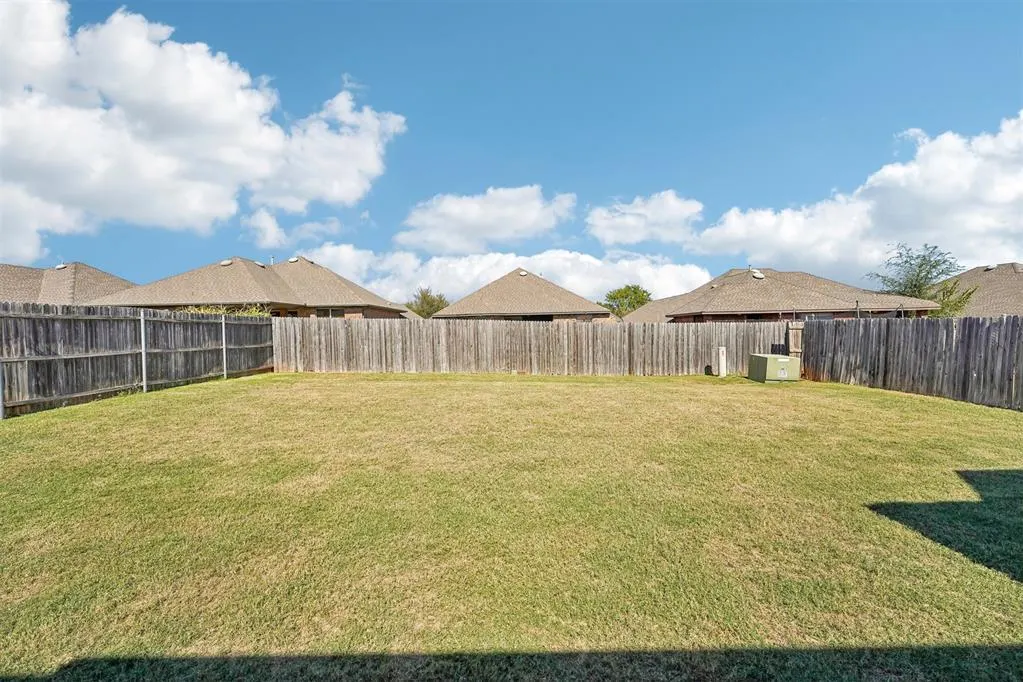 Photo 34 — 2701 SE 39th Street, Moore, OK 73160