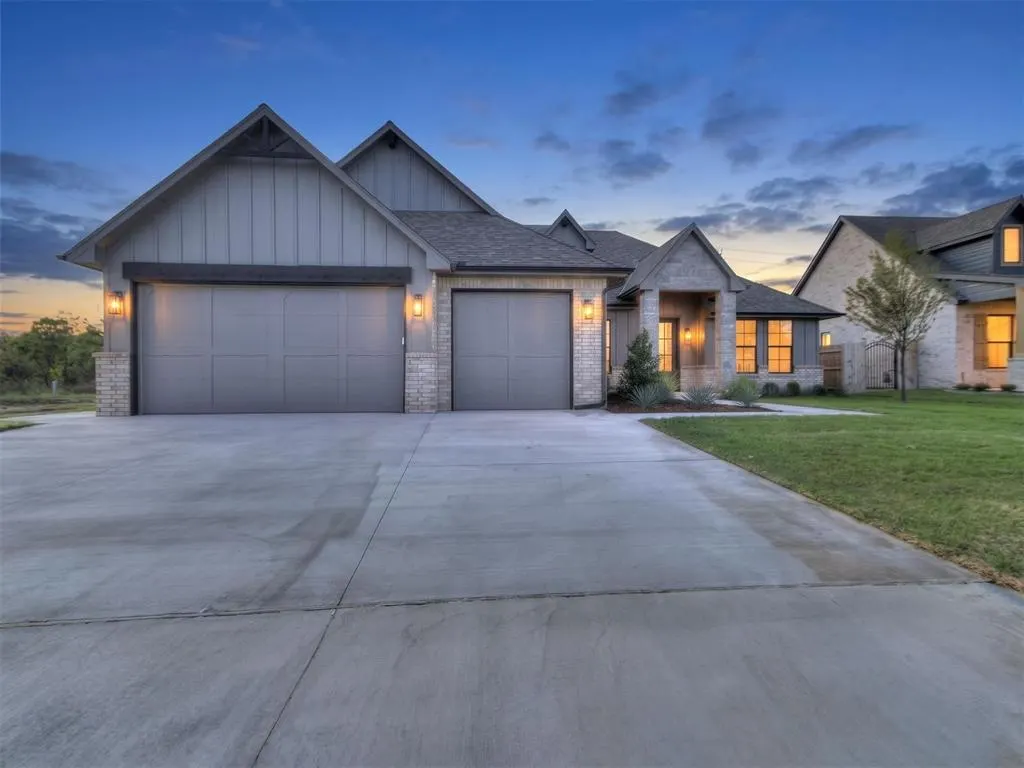 Photo 3 — 1920 SW 41st Terrace, Moore, OK 73160