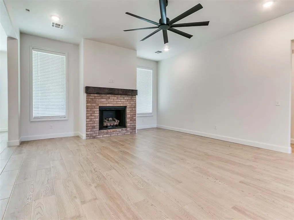 Photo 12 — 1920 SW 41st Terrace, Moore, OK 73160