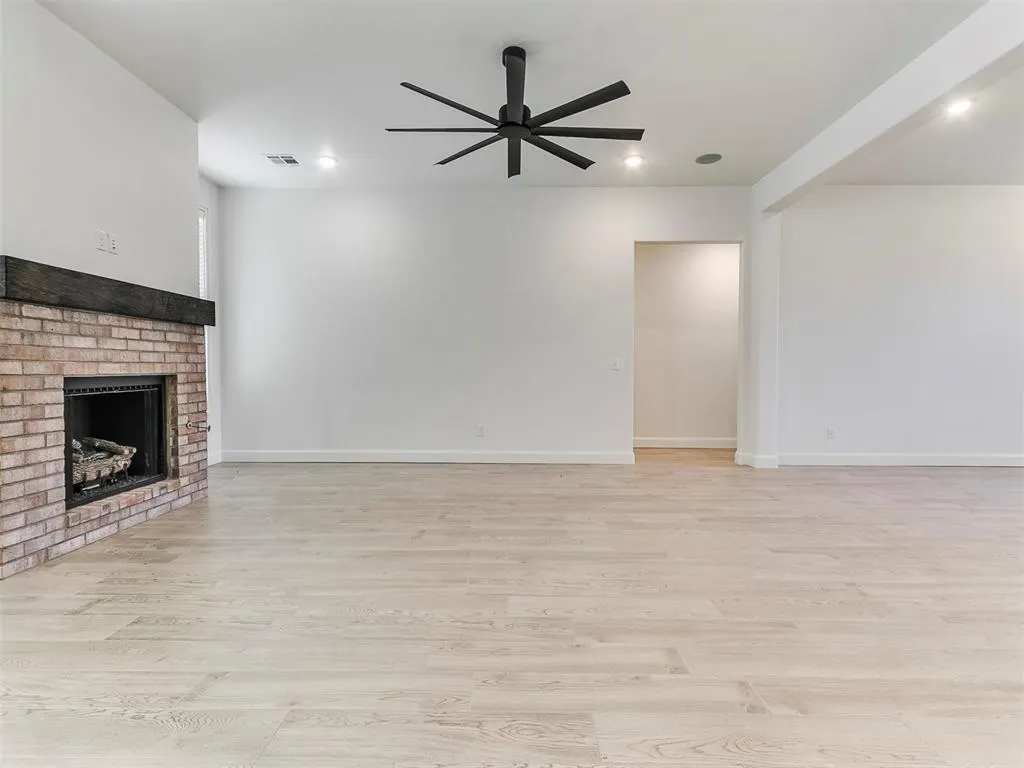 Photo 16 — 1920 SW 41st Terrace, Moore, OK 73160