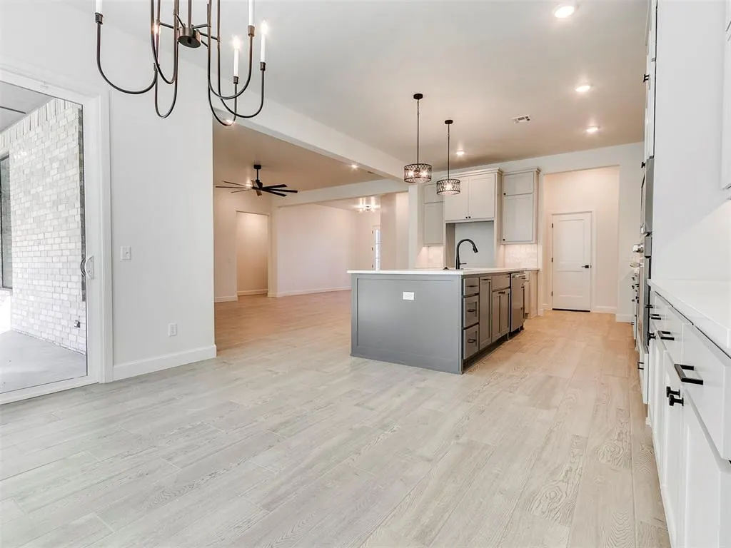 Photo 23 — 1920 SW 41st Terrace, Moore, OK 73160