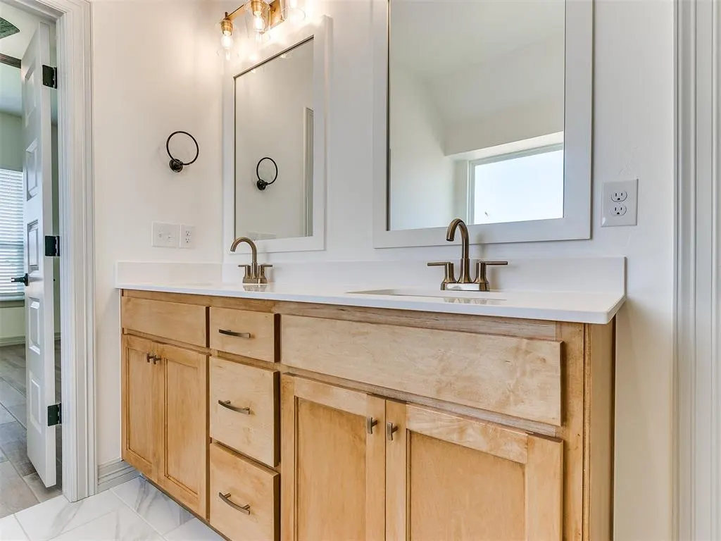 Photo 26 — 7712 Woods Edge Way, Yukon, OK 73099