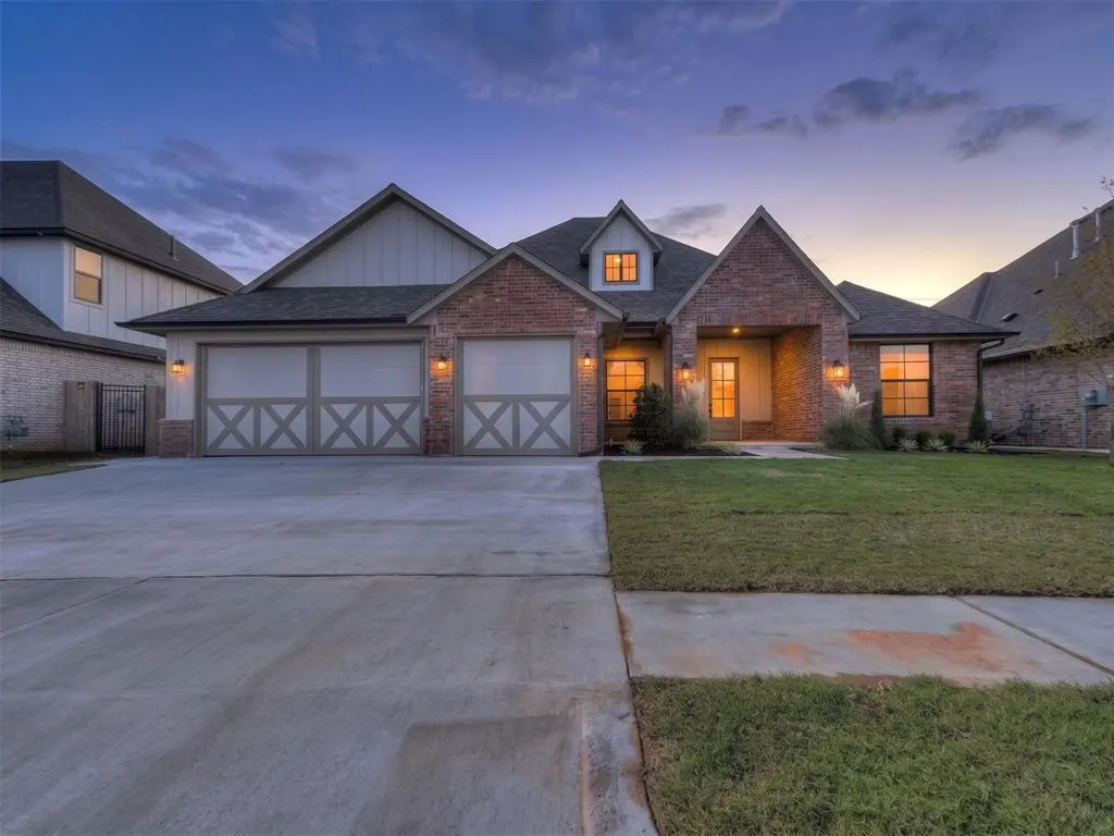 Photo 3 — 1932 SW 41st Terrace, Moore, OK 73160
