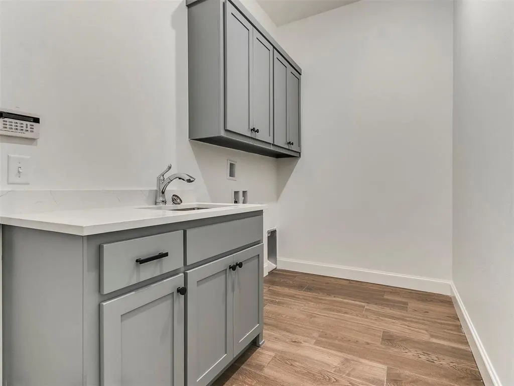 Photo 31 — 1932 SW 41st Terrace, Moore, OK 73160
