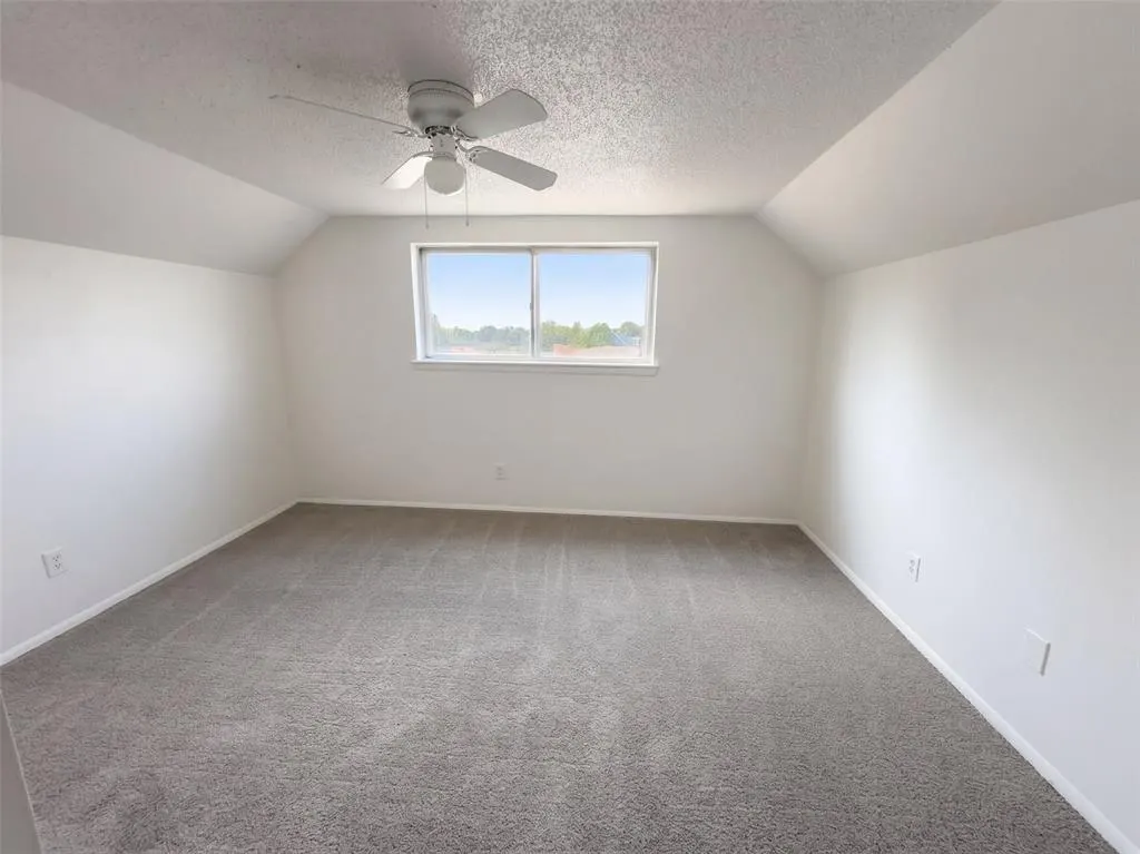 Photo 13 — 4805 Michael Drive, Oklahoma City, OK 73115