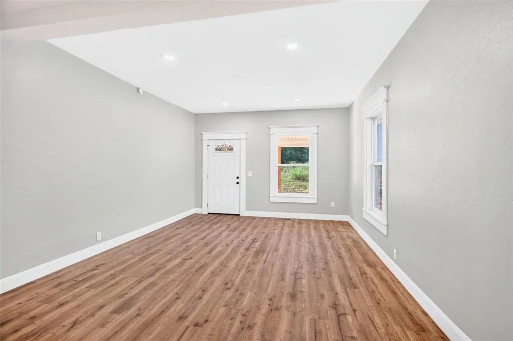 Photo 19 — 619 W Lee Street, Pauls Valley, OK 73075